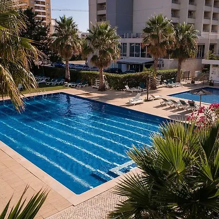 达罗沙花园公寓式酒店 3* 波尔蒂芒