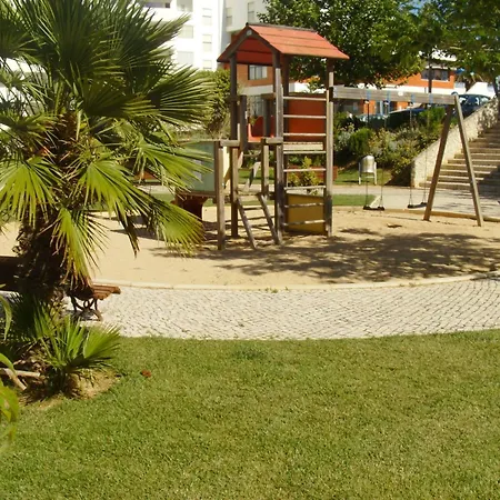 Lägenhetshotell Jardins Da Rocha 3*