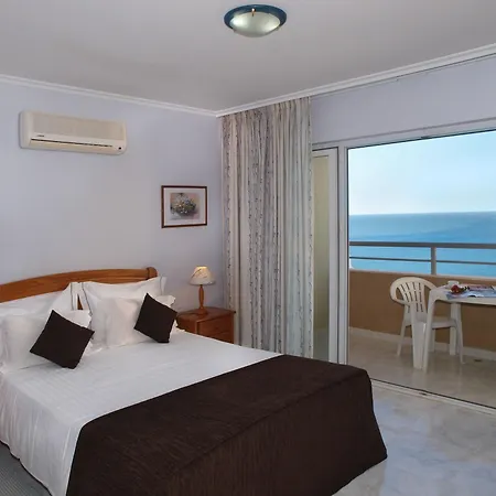 Jardins Da Rocha Aparthotel 3*