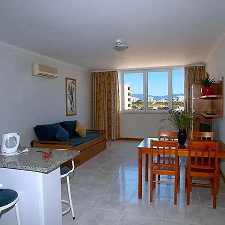 Apartmanhotel Jardins Da Rocha 3*